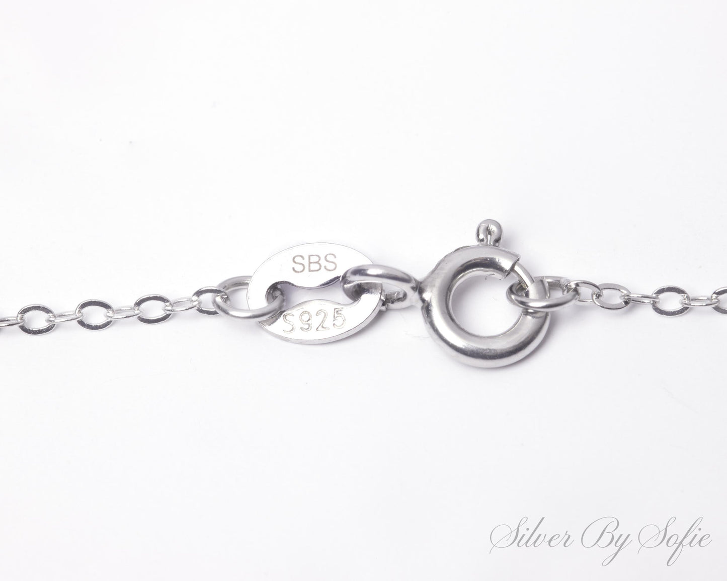 White opal sterling silver 3 prong necklace